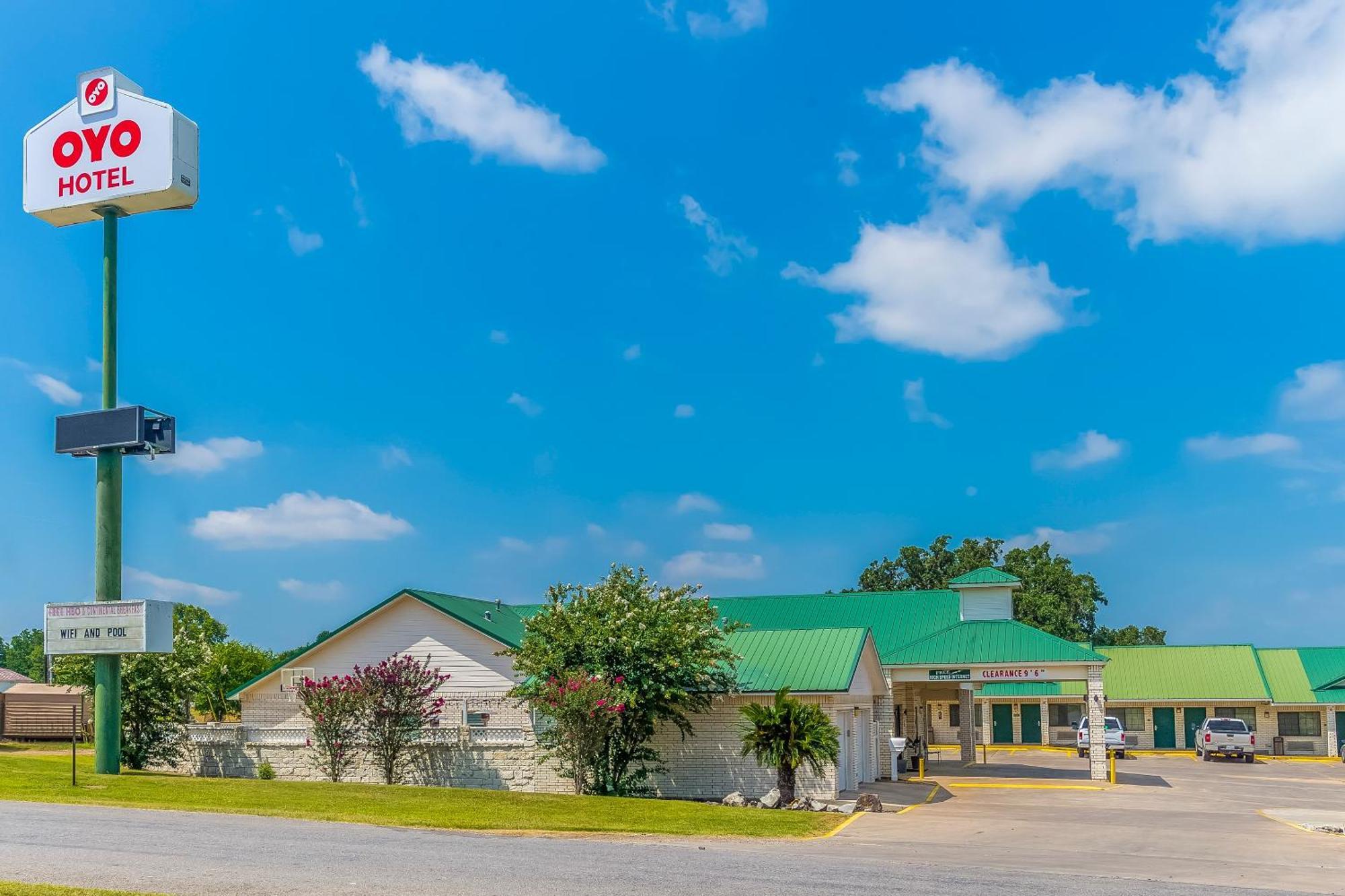 Oyo Hotel Yoakum West Ngoại thất bức ảnh