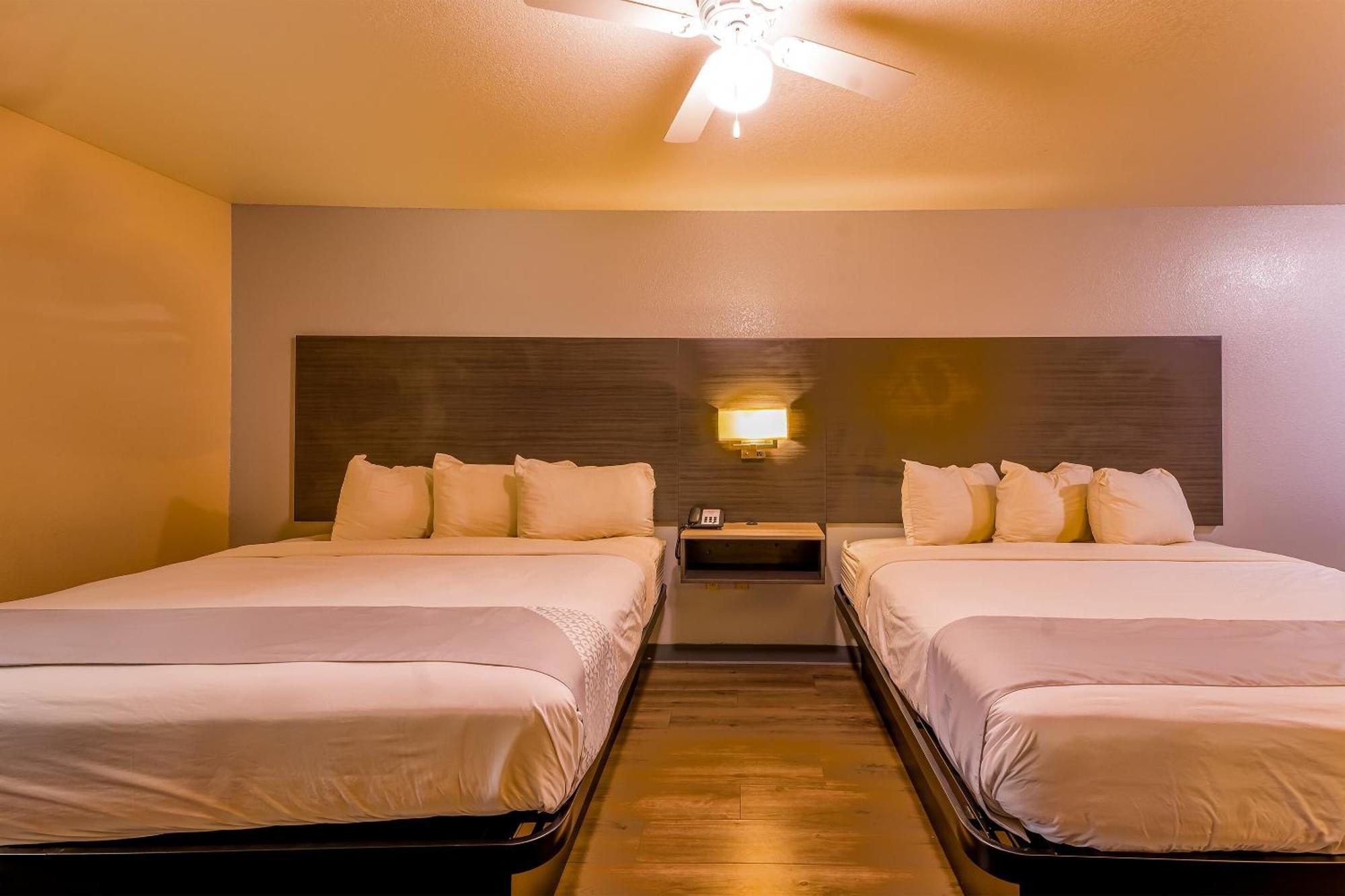 Oyo Hotel Yoakum West Ngoại thất bức ảnh