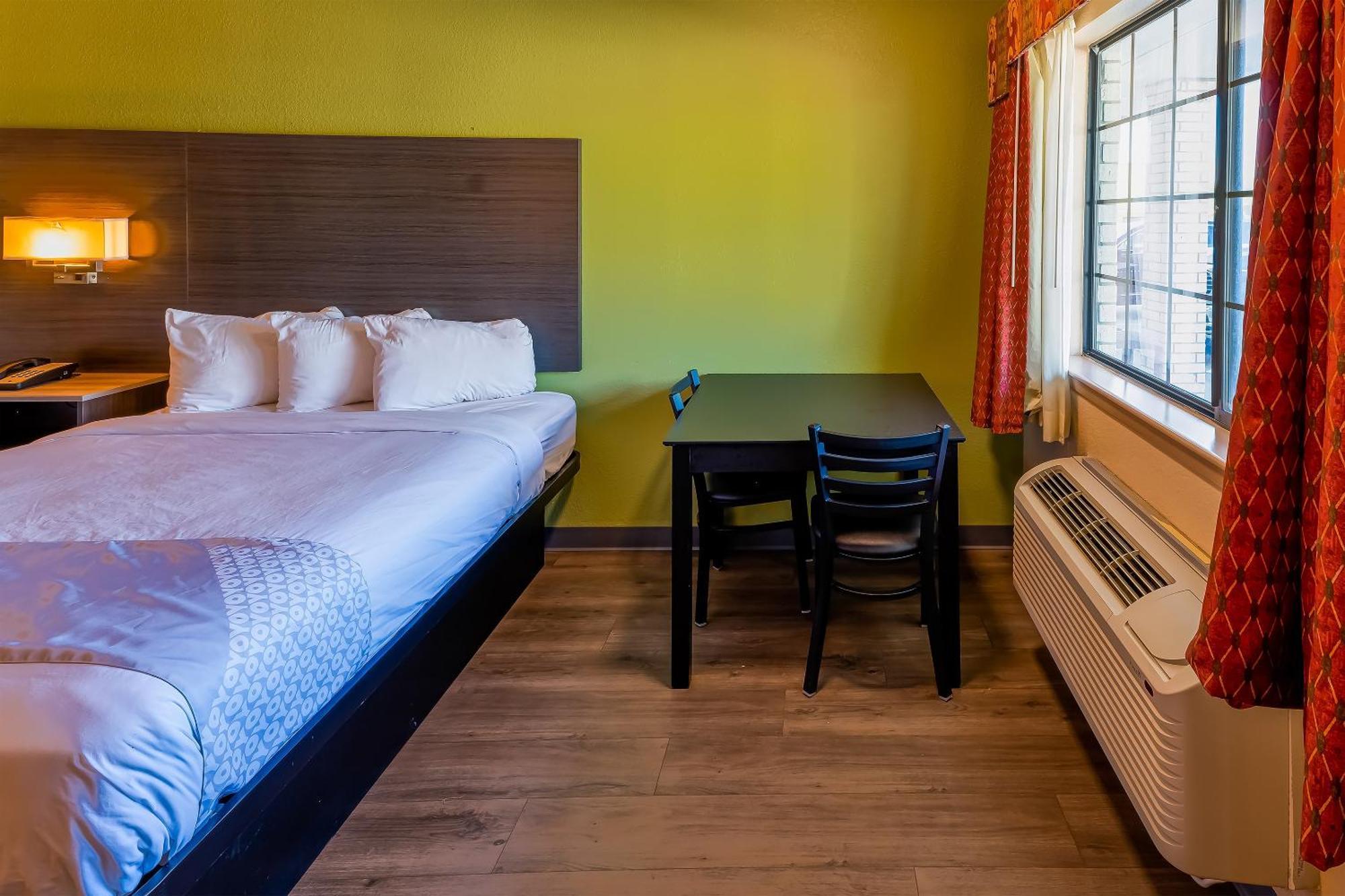 Oyo Hotel Yoakum West Ngoại thất bức ảnh